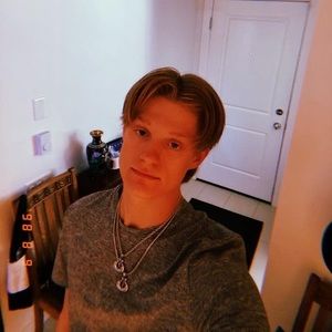 Meet your Posher, Ty